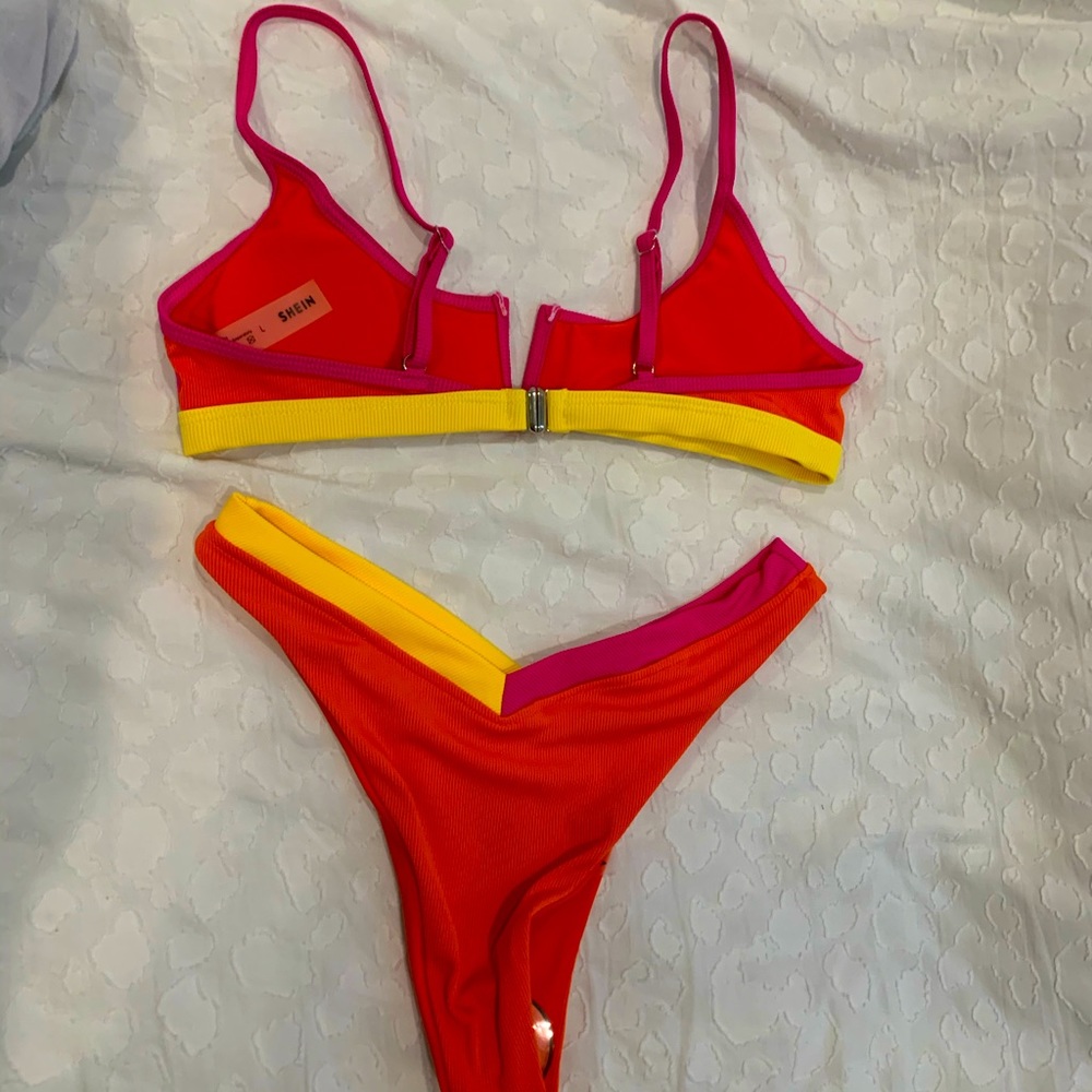 SHEIN Bikini. NEVER worn
